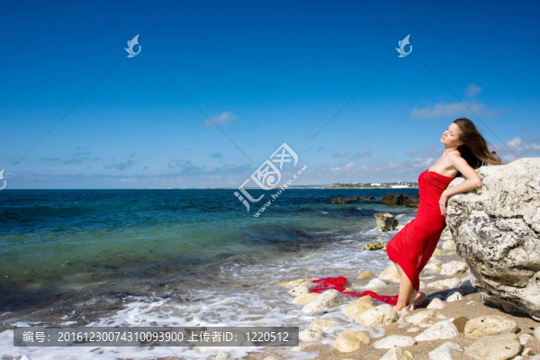 女人與海