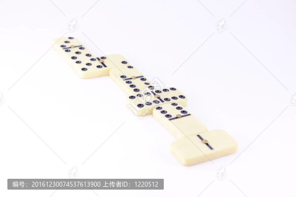 多米諾