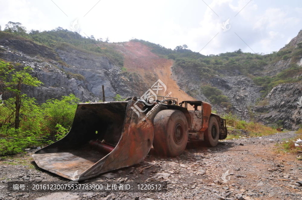 Rusty,Mining,Loader,/獨家新聞