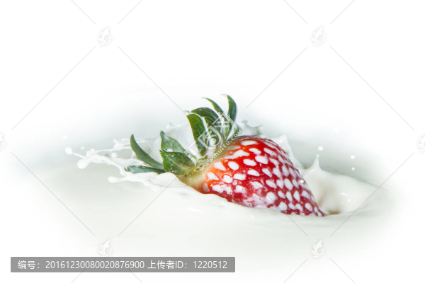 草莓濺奶