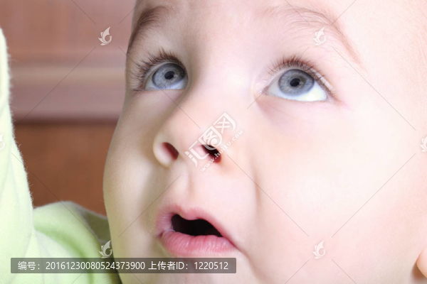 尼斯嬰兒特寫肖像