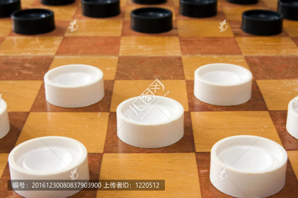 塑料跳棋棋盤