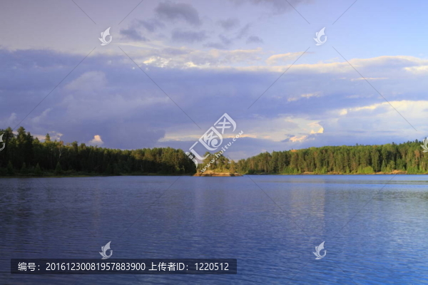 平靜的湖