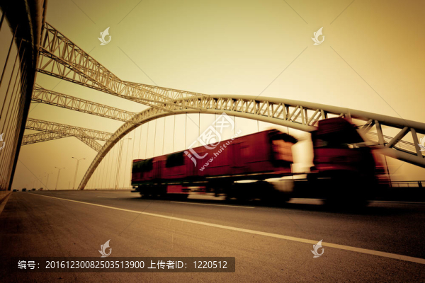 卡車運動模糊