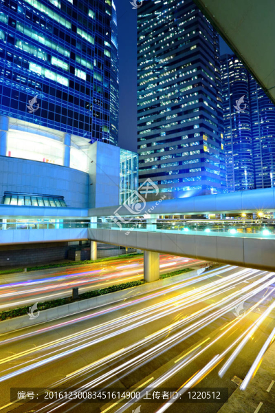 夜間交通與公路
