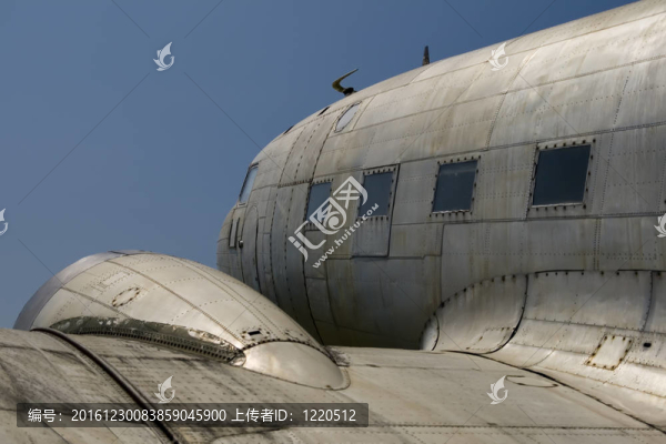 舊飛機(jī)