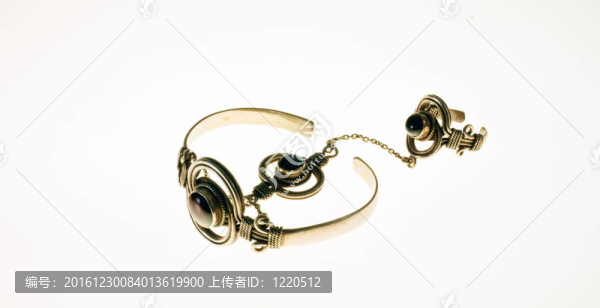 珠寶