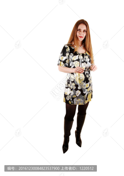 長頭發(fā)的女人。