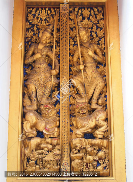 泰國(guó)造型藝術(shù)的門上寺