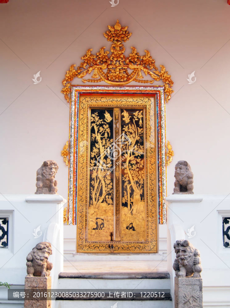 傳統(tǒng)泰式門寺
