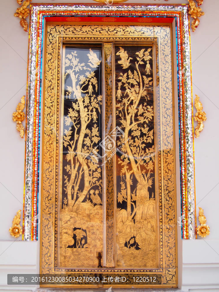 傳統(tǒng)泰式門(mén)寺