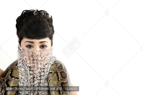 蛇女人