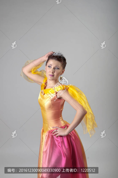 一個(gè)年輕的女巫