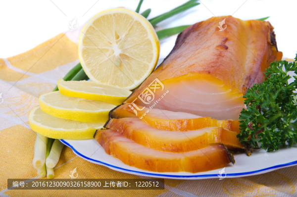熏魚綠色