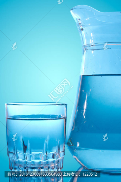 格拉斯和水罐