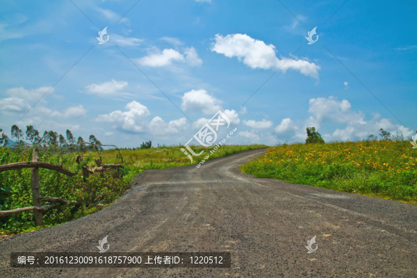 山水之路上山