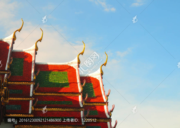 現(xiàn)代寺廟屋頂紅瓦