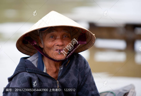 越南老人的人