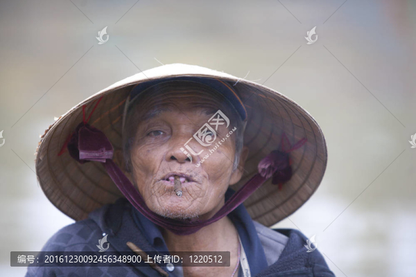 越南老人的人