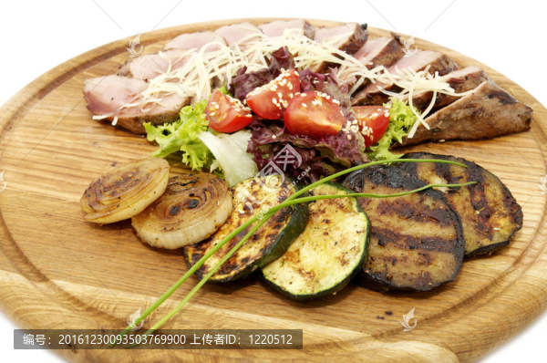 烤蔬菜和肉