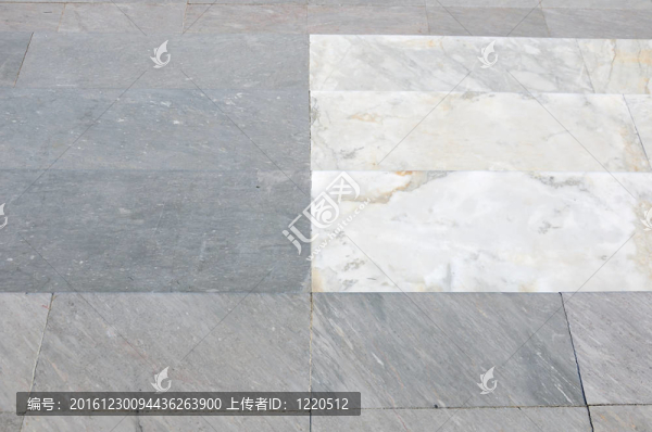天然灰色梅布爾