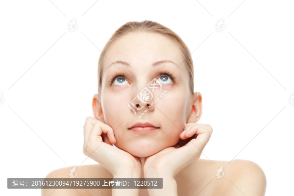 白色背景上美麗的年輕女性肖像