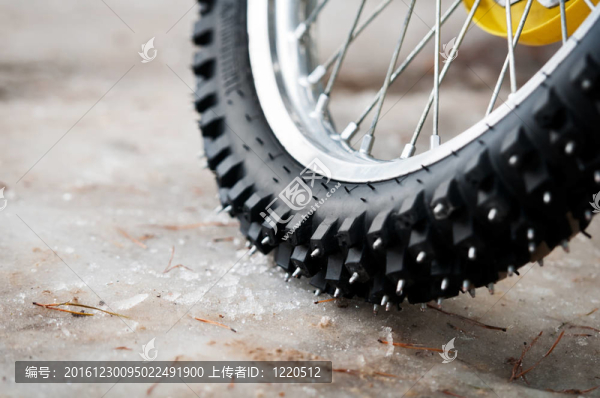 摩托車自行車輪胎