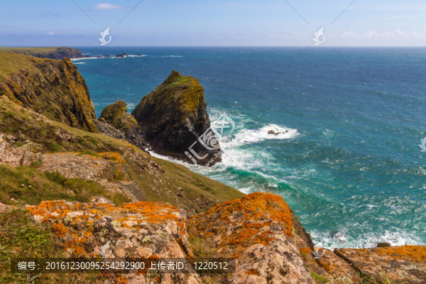 在kynanace灣海岸；康沃爾；英國
