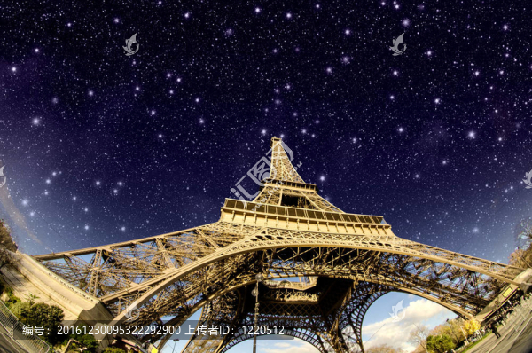 Stars與巴黎埃菲爾鐵塔上空的夜空
