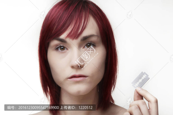 女人與刀鋒