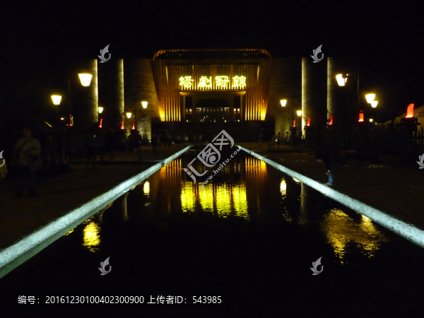 諸葛古鎮(zhèn)夜景錦冠劇場