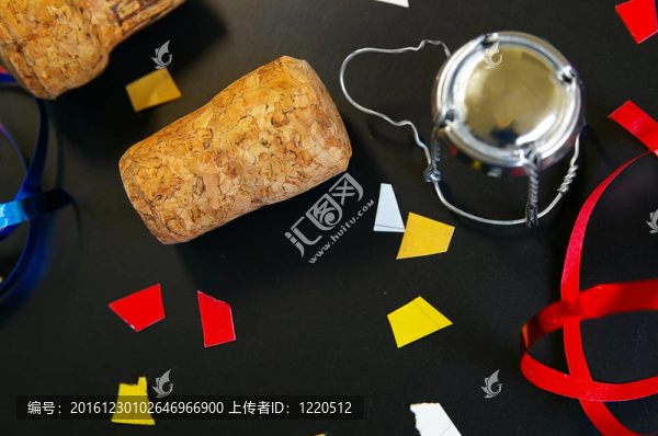 新的一年的慶祝香檳瓶塞等；