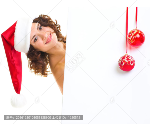 穿著克勞斯衣服的女孩