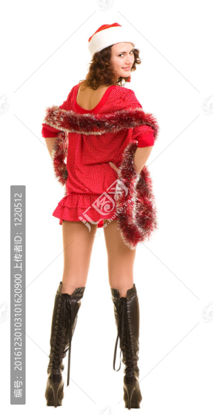 穿著克勞斯衣服的女孩