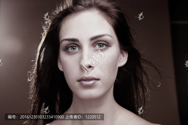 女人的臉