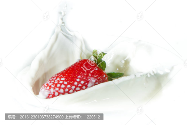 草莓濺奶
