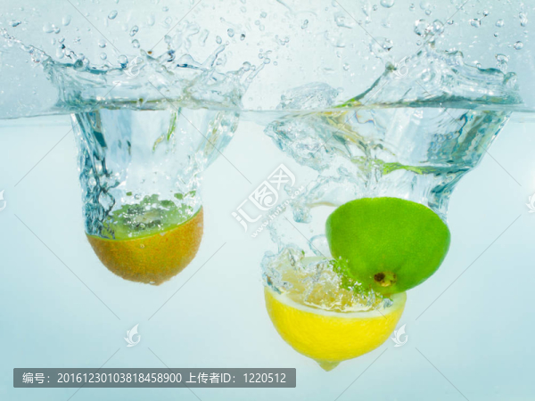 柑橘類水果飛濺