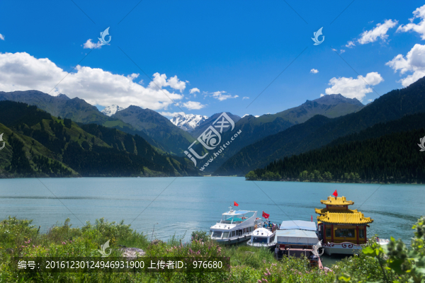 新疆天山天池