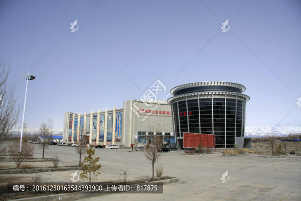 口岸商場(chǎng)