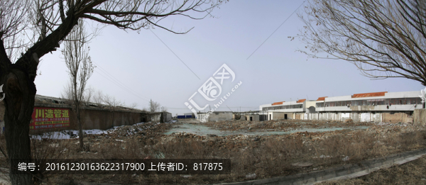 老市場(chǎng)旁邊廢墟