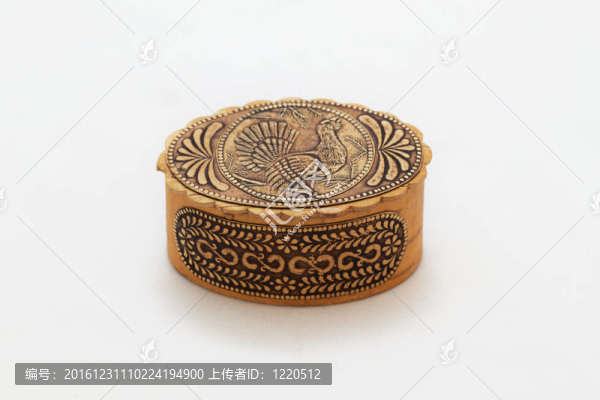 手工制作的樺木盒子