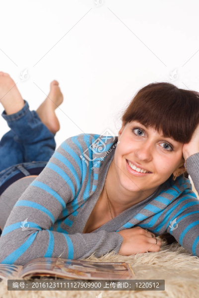 漂亮的女人撒謊