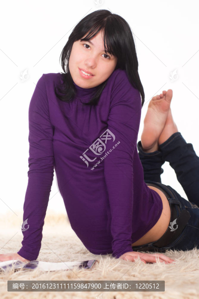 一個(gè)漂亮的女孩