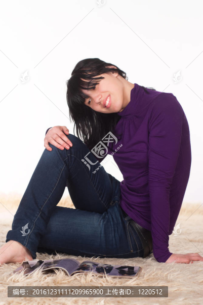 一個(gè)漂亮的女孩