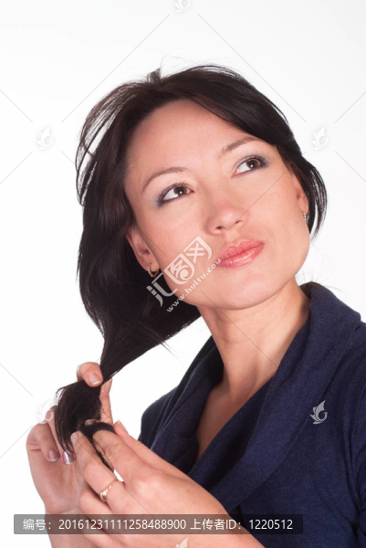 年輕漂亮的女人
