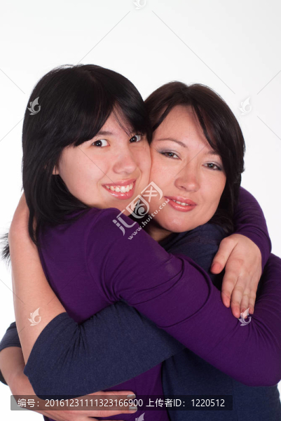 兩個漂亮的女孩