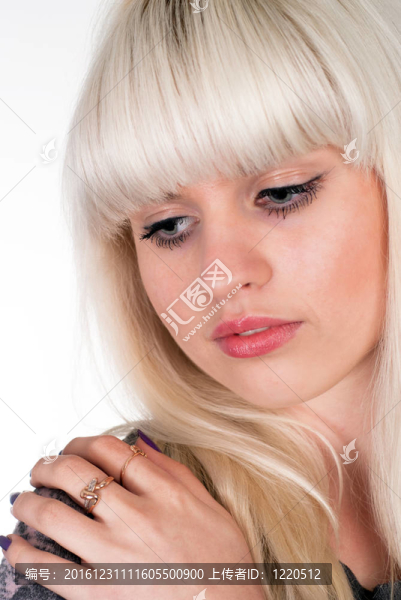 白色的好女孩