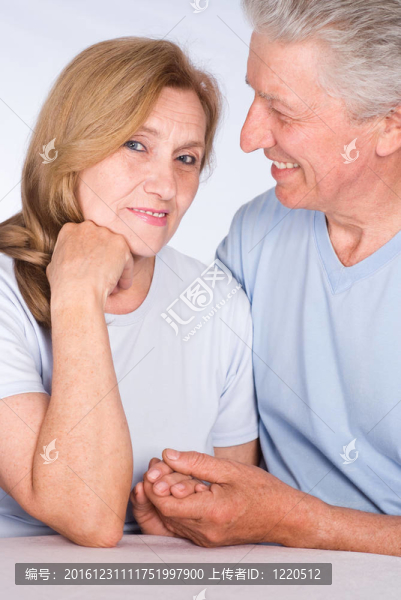 可愛(ài)的老夫婦