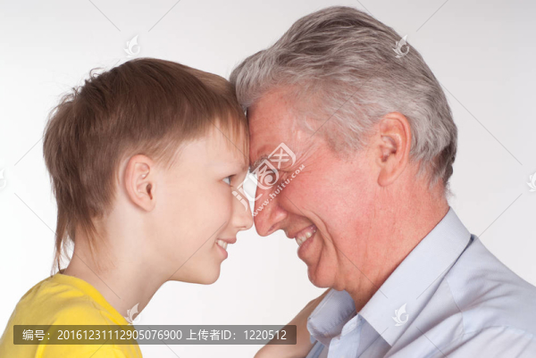爺爺和孫子