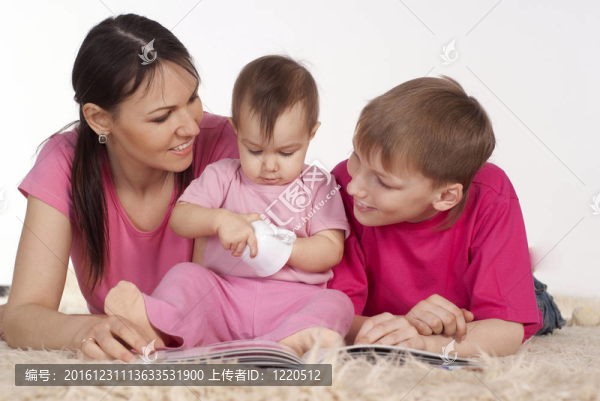 媽媽和她的孩子們